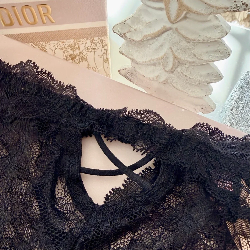 2014 Victoria’s Secret Floral Lace Cheekini See Through Criss Cross Panty Medium